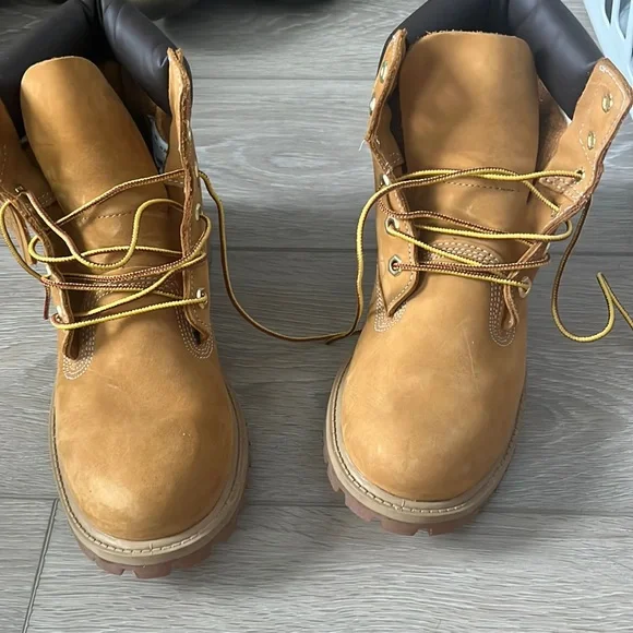 Brand new, Big Kids timberland “Construct” or “Butta” - Picture 1 of 6